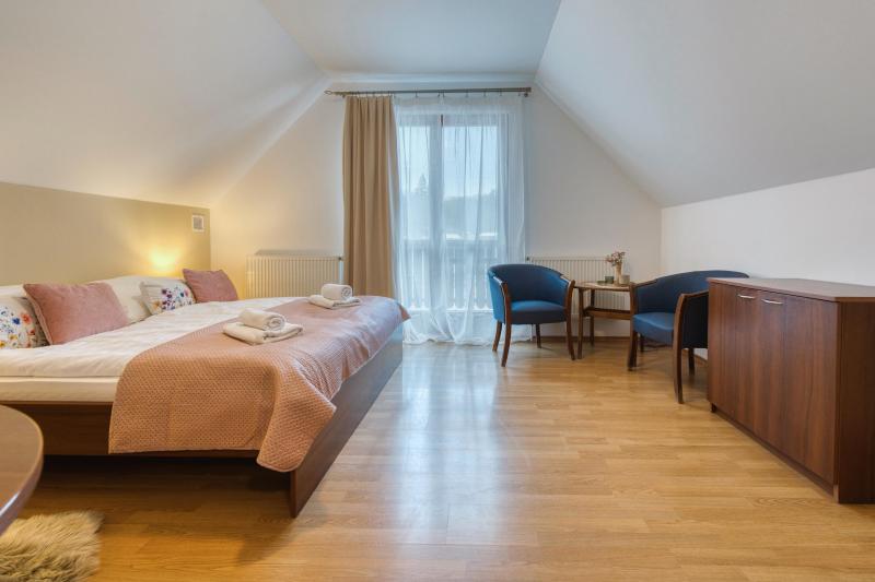 Izba Romančina apartmán 2+3 v ARPROG,akciováspoločnosťPoprad – Ubytovanie Resort Levočská Dolina